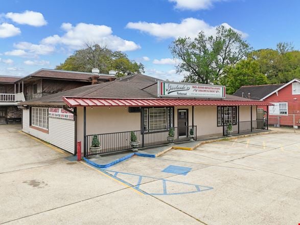 Giorlando’s Italian Restaurant - Mixed-Use Investment Property Off Veterans Blvd