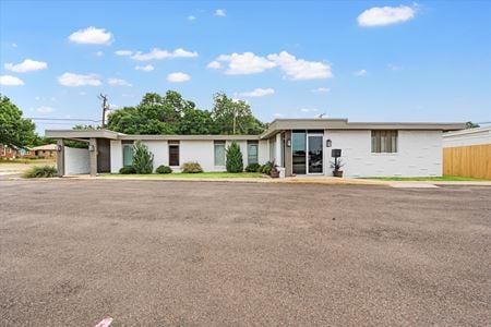 Office space for Rent at 1215 Lake Air Dr in Waco