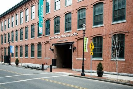 Counting House Lofts