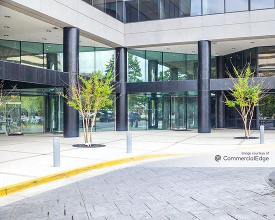 8201 Greensboro Drive