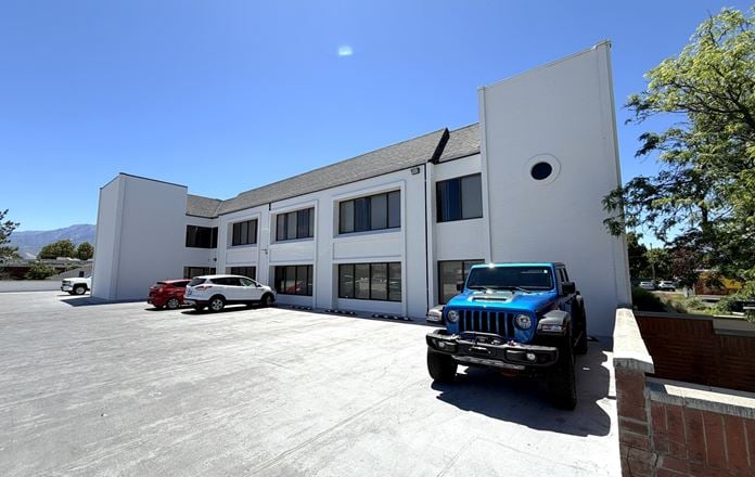 Cottonwood Medical Center