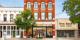 1010 Broad St