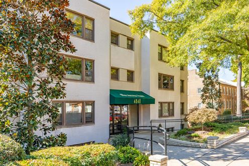 MacArthur Park Condominiums