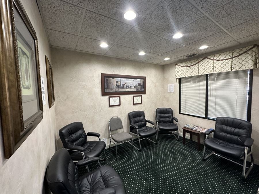 H Gray Reeves Professional Center