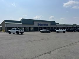 Batavia Plaza | West Main