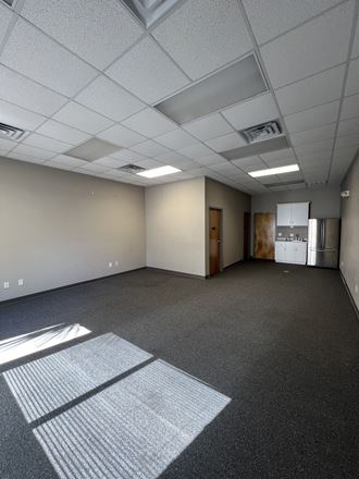 9481 Industrial Center Drive, Unit 5