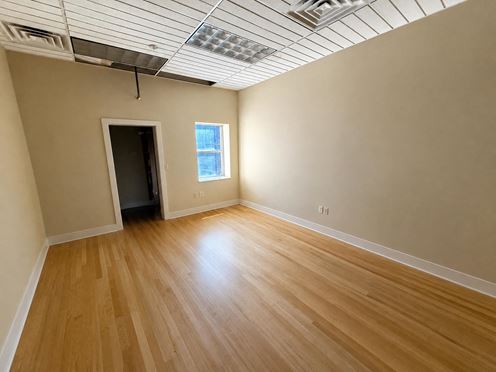 305 - 321 Court Street NE