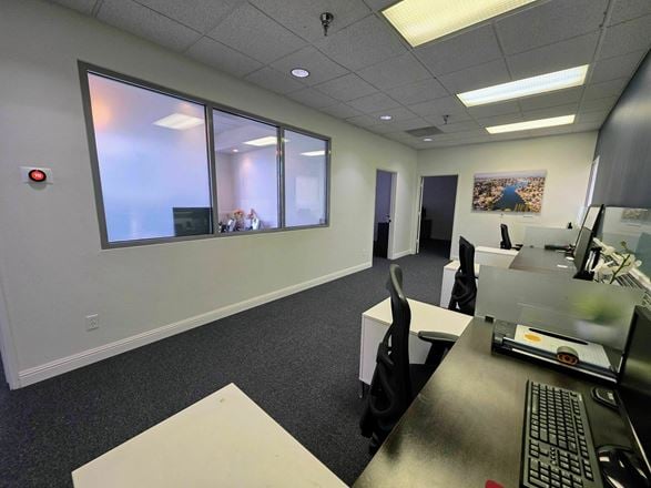 Professional Office Space Located In Palm Bluffs Corporate Center