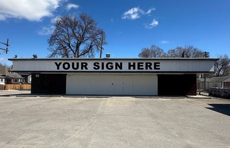 Retail space for Rent at 1871 Main Street in Winnipeg