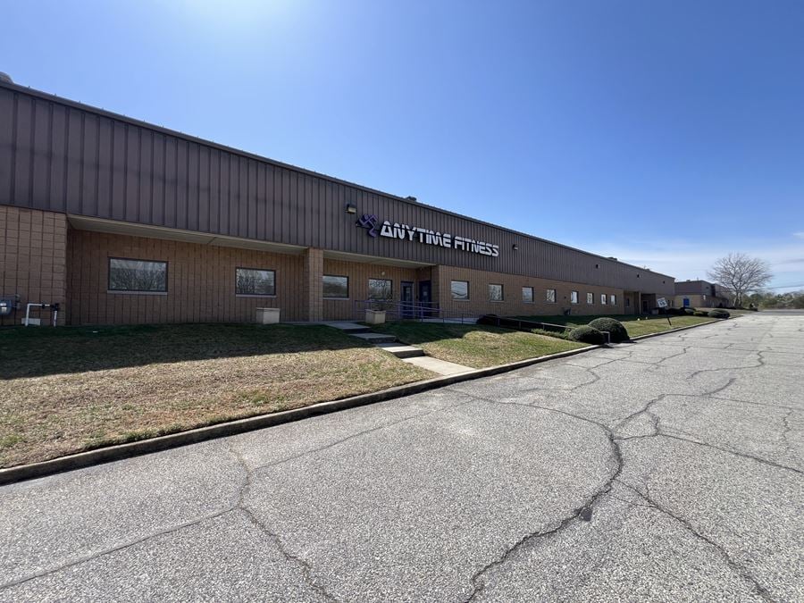 1041 Glassboro Road, Building C