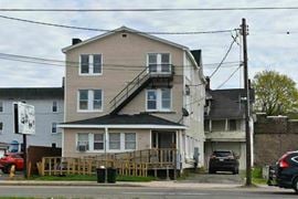 1408 E Main St