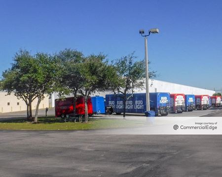 Industrial space for Rent at 2996 Hanson Street in Fort Myers