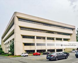 Waterview Plaza