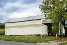 SMALL SHOP SPACE AVAILABLE FOR LEASE
