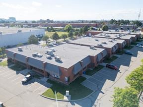 215 Traders Blvd E, Mississauga, ON L4Z 3K5
