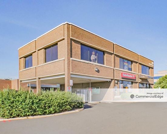 Herndon Parkway Center