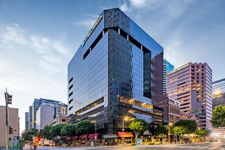 Office space for Rent at 800 South Figueroa Street in Los Angeles