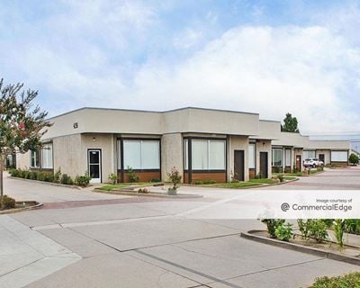 San Luis Business Center