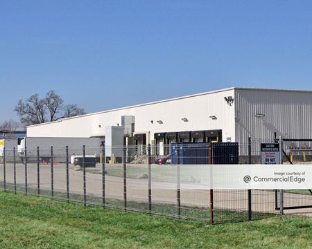 Industrial space for Rent at 300 Industry Drive in Carlisle