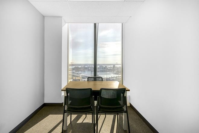 Regus - Montreal - Place d'Armes
