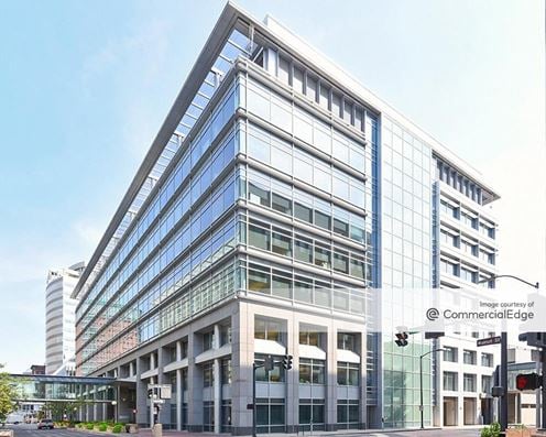 800 Walnut Street