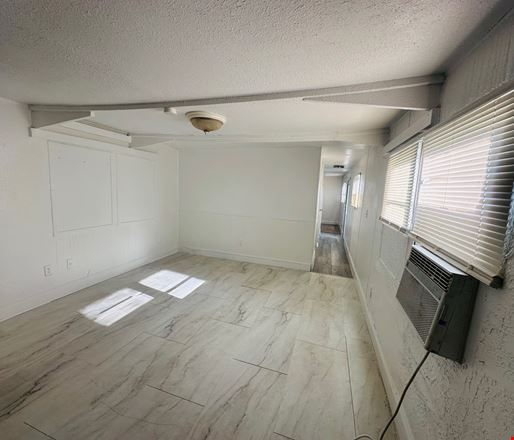 Multifamily Opportunity Lakeland - 10 Homes 2 Locations