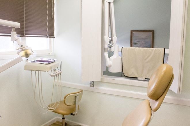McHenry Village Dental Services