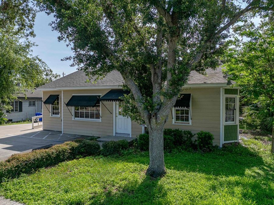 Downtown Lakeland Stand Alone Office