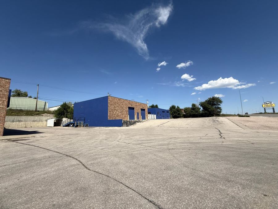 814 E Omaha St