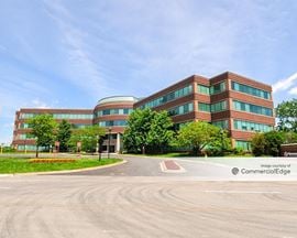 Hamilton Lakes Business Park - 333 Pierce Road