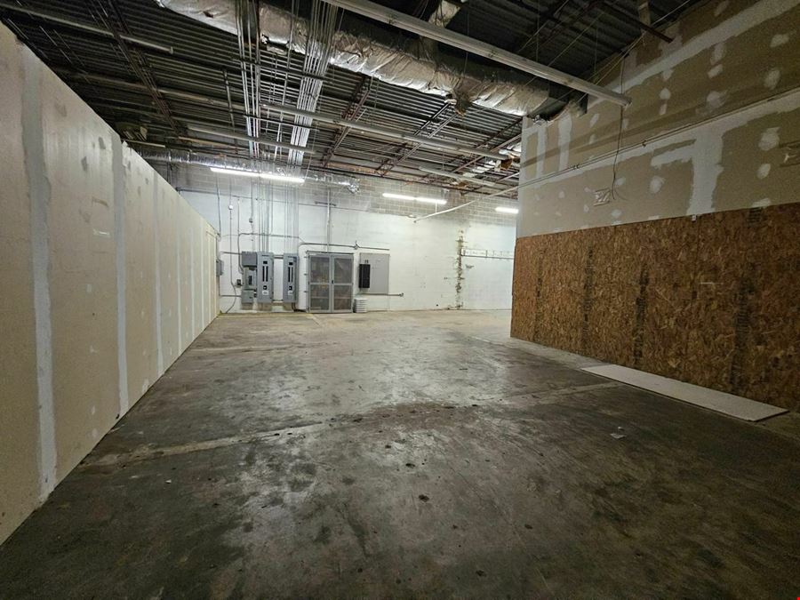 Large Showroom/Retail Space on Gause Blvd