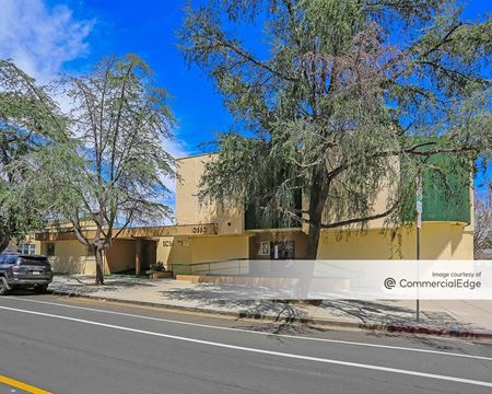 Office space for Rent at 10660 White Oak Avenue in Granada Hills