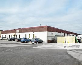 652-684 Transfer Rd Bldg