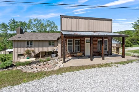 Photo of commercial space at 19379 U.S. 62 in Eureka Springs