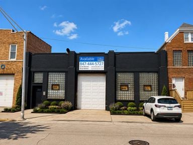 2328 W. Nelson St.