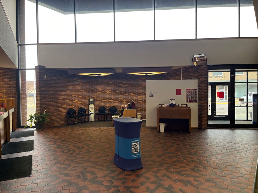 Former US Bank Glendive