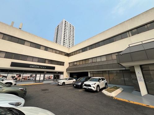 Boundary Plaza