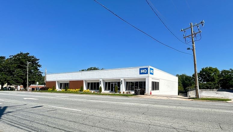 HQ - Greensboro - W Friendly Ave