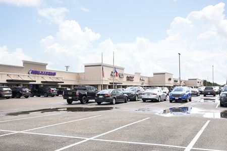 Photo of commercial space at 4250 S Alameda St in Corpus Christi