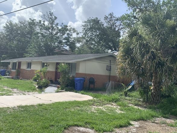 Multifamily Investment property in USF area