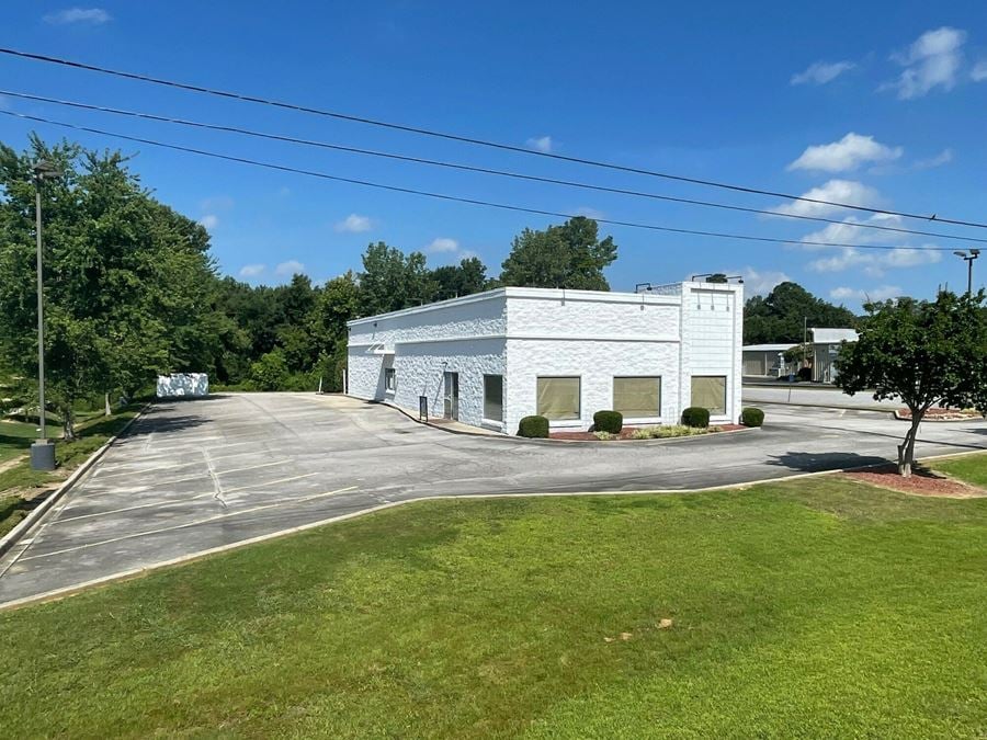 Freestanding QSR for Lease