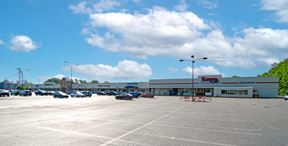 Woodford Plaza