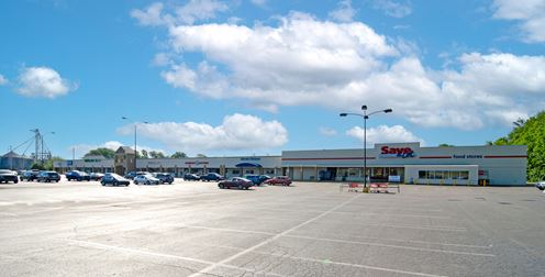 Woodford Plaza