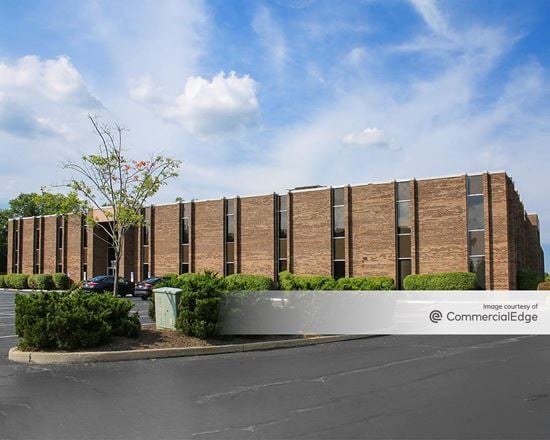 Hills Corporate Park - Kenwood Professional Building & Kenwood Corporate Center