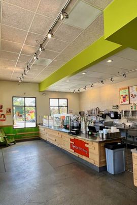 2505 Palomar Airport Rd