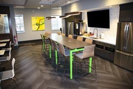 Link Office Suites - Link Commerce Drive