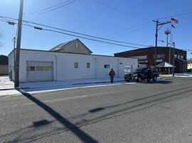 427 Buck St