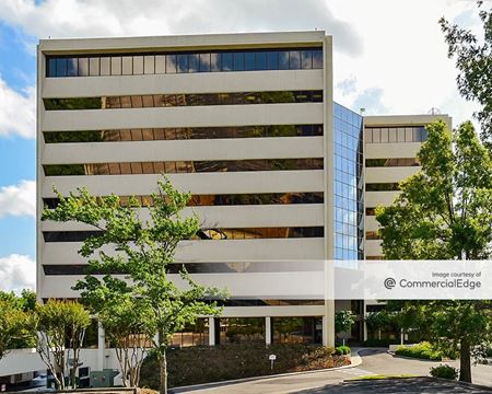 Photo of commercial space at 600 Beacon Pkwy West in Birmingham