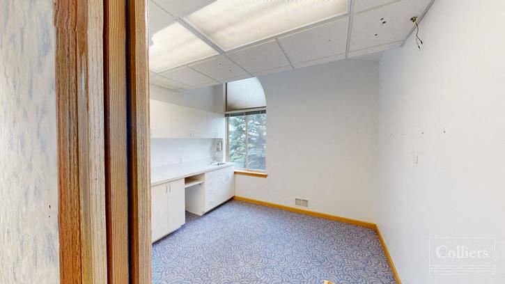 4,943 SF Medical Office Suite | 1503 Glastonbury Dr.