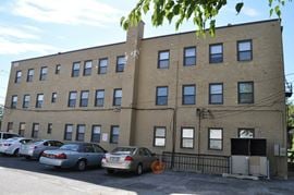 22 Lawrence Ave